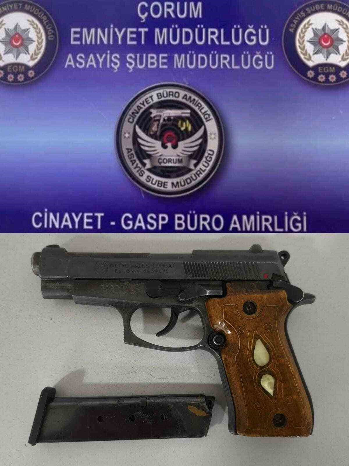 ÇORUM’DA POLİS EKİPLERİ TARAFINDAN GERÇEKLEŞTİRİLEN DENETİMLERDE 3 BİN 143 ŞAHSIN KİMLİK...