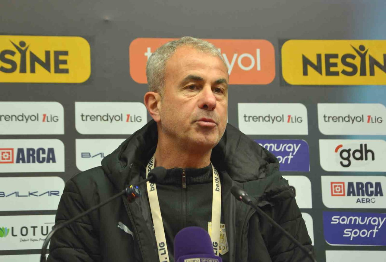 ÇORUM FK İLE DEPLASMANDA 1-1 BERABERE KALDIKLARI MAÇIN ARDINDAN DEĞERLENDİRMELERDE BULUNAN BODRUM...