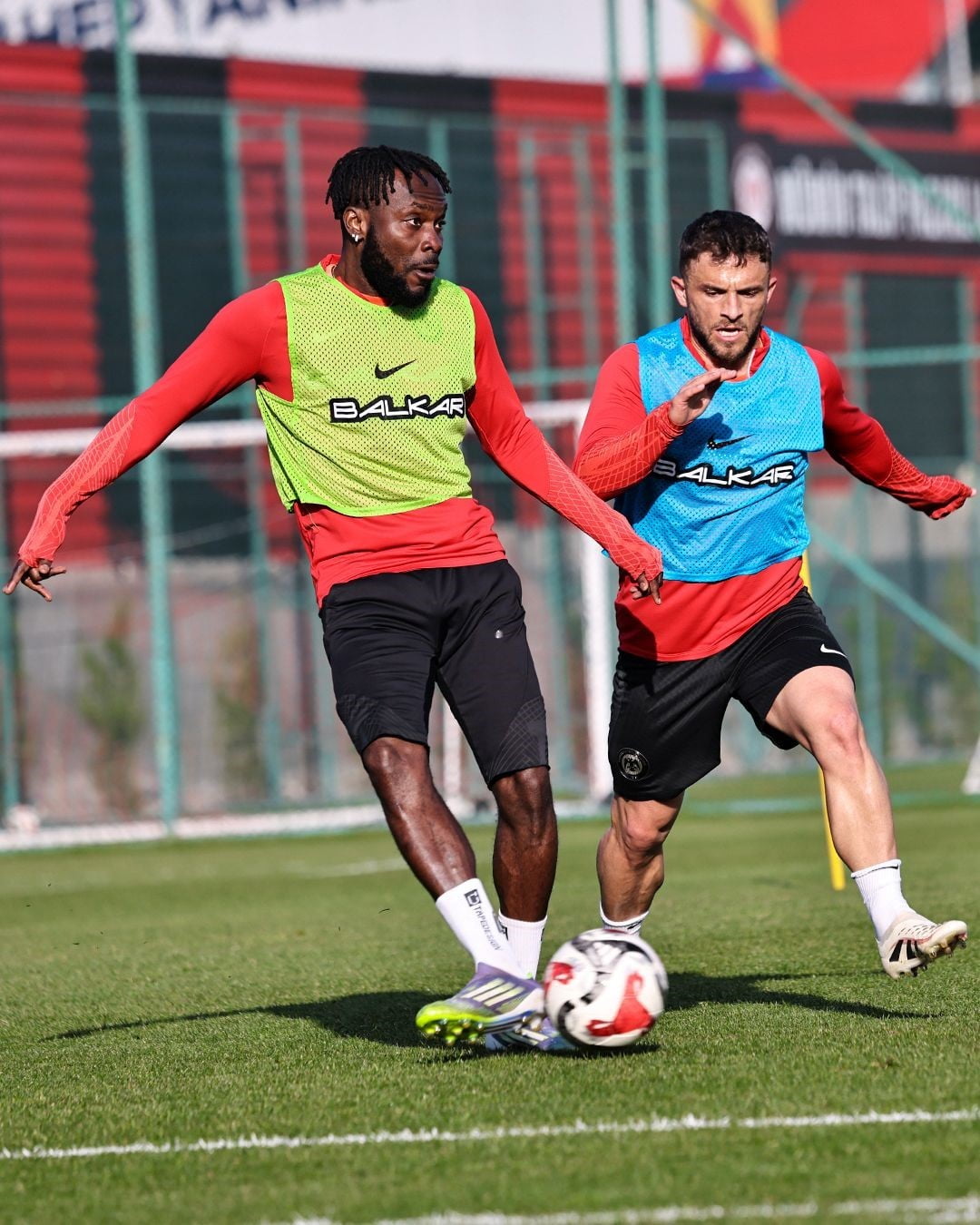 ÇORUM FK, SİVASPOR’U KONUK EDECEĞİ KARŞILAŞMANIN HAZIRLIKLARINA BAŞLADI.