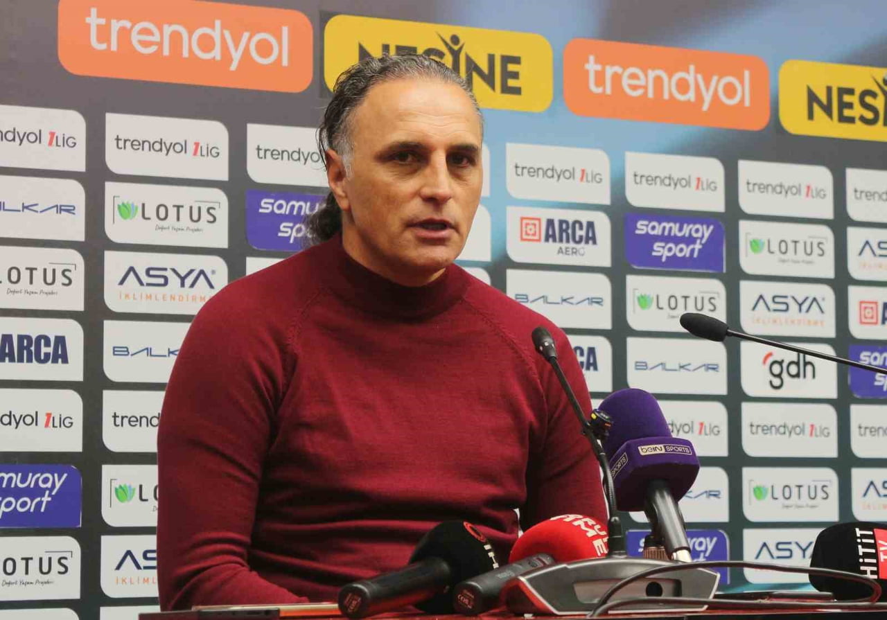 ÇORUM FK’Yİ 1-0 MAĞLUP ETTİKLERİ KARŞILAŞMANIN ARDINDAN KONUŞAN BANDIRMASPOR TEKNİK DİREKTÖRÜ...