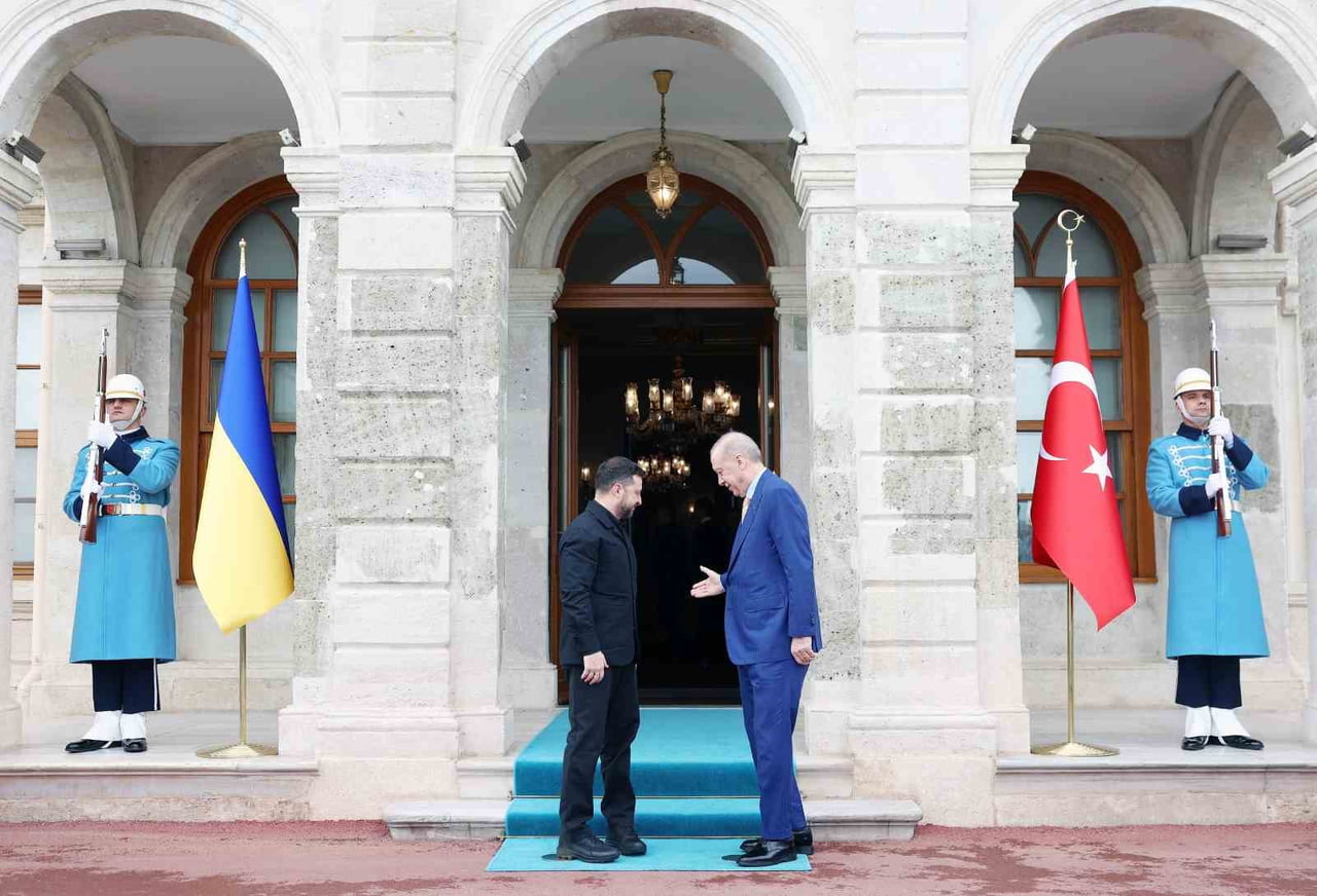 CUMHURBAŞKANI RECEP TAYYİP ERDOĞAN, UKRAYNA DEVLET BAŞKANI VLADİMİR ZELENSKİY'İ RESMİ TÖRENLE...