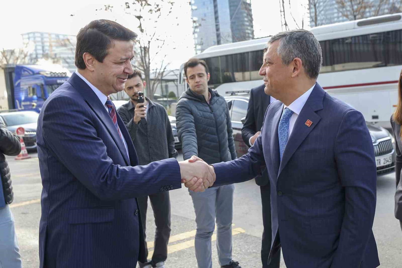 CUMHURİYET HALK PARTİSİ (CHP) GENEL BAŞKANI ÖZGÜR ÖZEL, "ANAYASAL ZORUNLULUK OLAN ARA SEÇİM İÇİN...