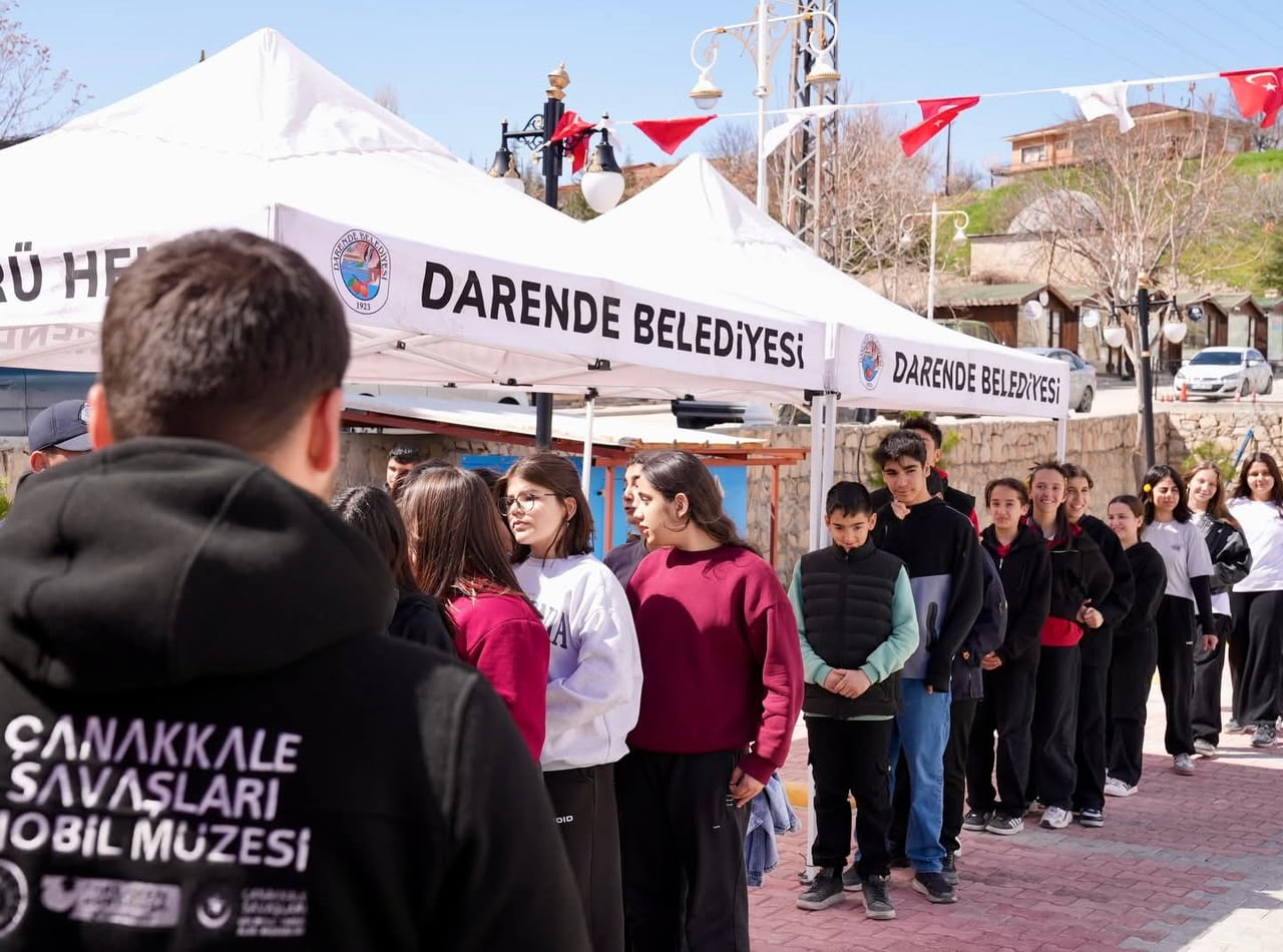 DARENDE’DE "ÇANAKKALE SAVAŞLARI MOBİL MÜZESİ"NE YOĞUN İLGİ