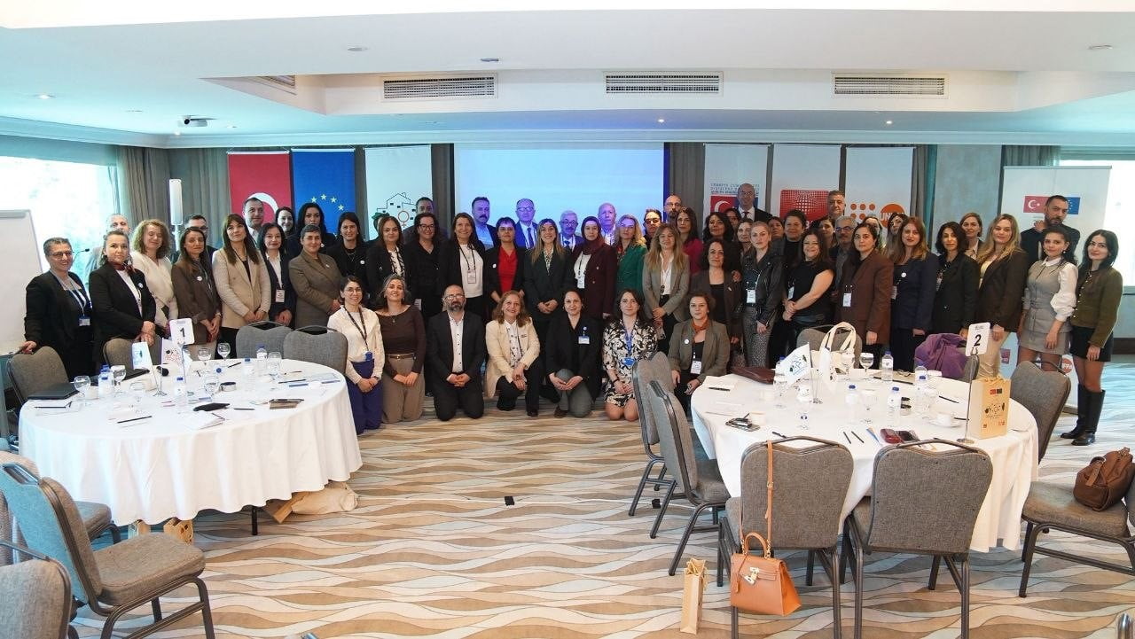 DENİZLİ BÜYÜKŞEHİR BELEDİYESİ, TÜRKİYE’NİN DÖRT BİR YANINDAN BELEDİYELERİN KATILIMIYLA DÜZENLENEN...