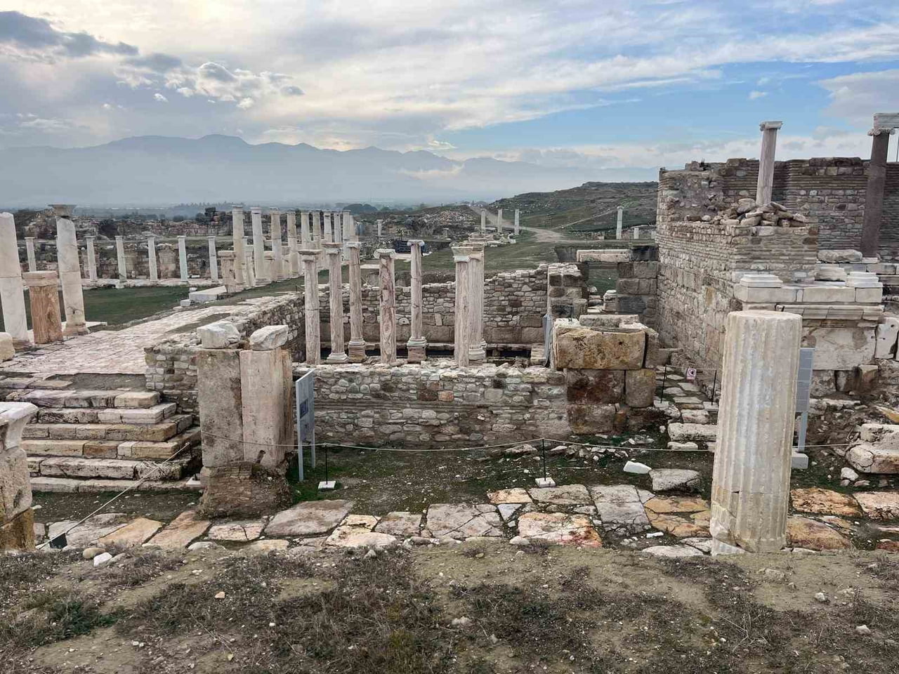 DENİZLİ’DE 23 NİSAN ULUSAL EGEMENLİK VE ÇOCUK BAYRAMI BU YIL İLK KEZ BULDAN’IN TARİHİ TRİPOLİS...