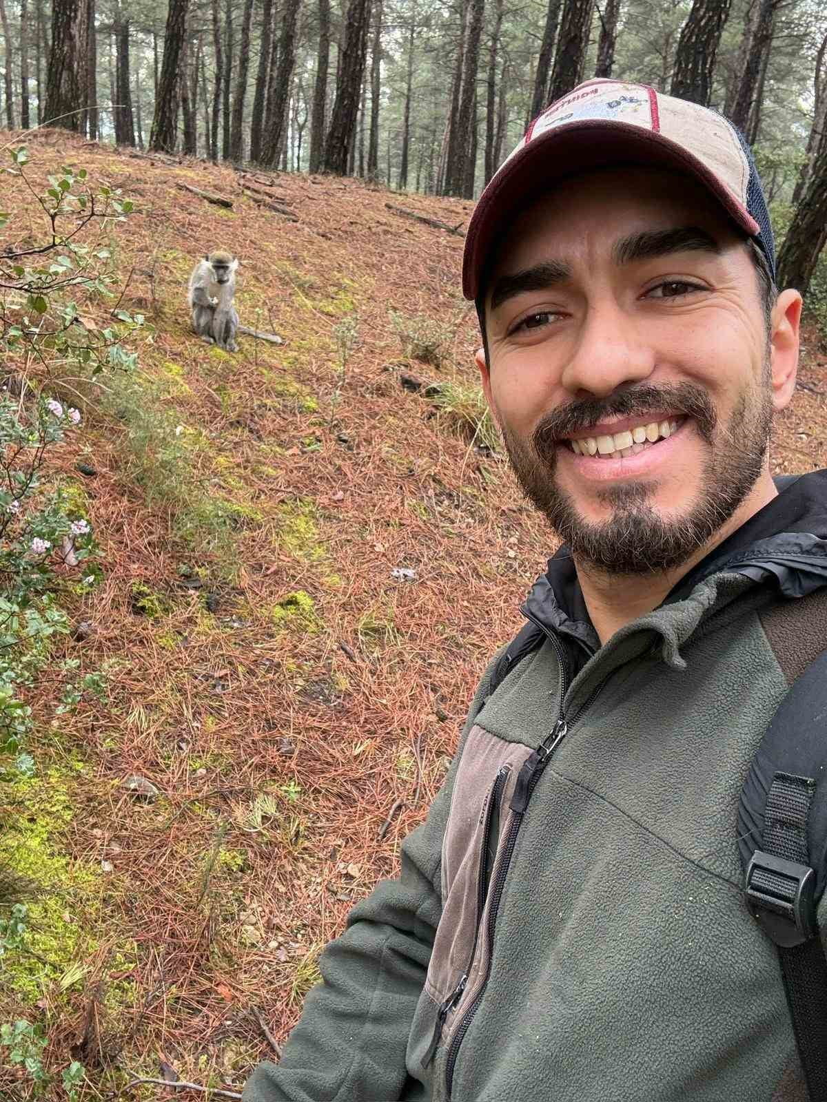 DENİZLİ’DE ARDI ARDINA GÖRÜLEN MAYMUNLARIN HİKAYESİ ORTAYA ÇIKTI. ÇİVRİL İLÇESİNDE GÖRÜLEN VE...