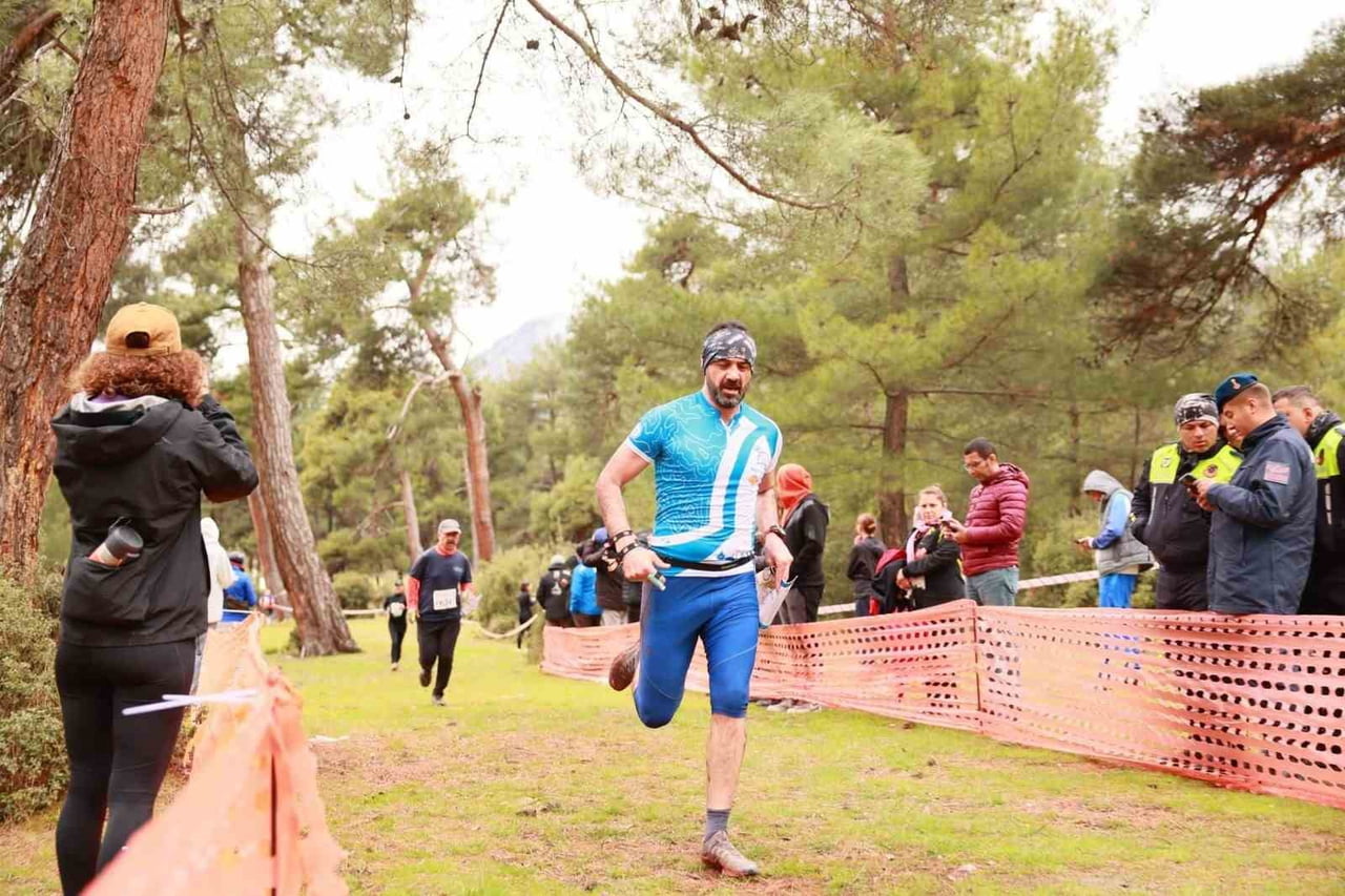 DENİZLİ’NİN EV SAHİPLİĞİNDE GERÇEKLEŞEN YEŞİLAY ORYANTİRİNG KULÜPLER TÜRKİYE ŞAMPİYONASI HONAZ...