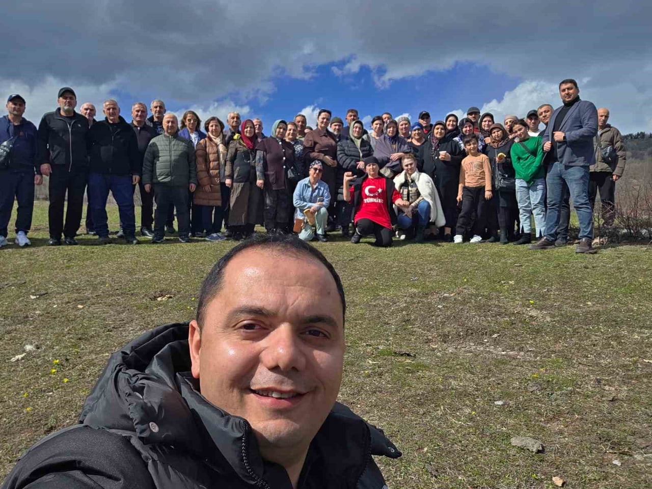 DENİZLİ’NİN HONAZ İLÇESİNDE YAŞAYAN AHISKALI TÜRKLER, HONAZ BELEDİYE BAŞKANI YÜKSEL KEPENEK’İN...