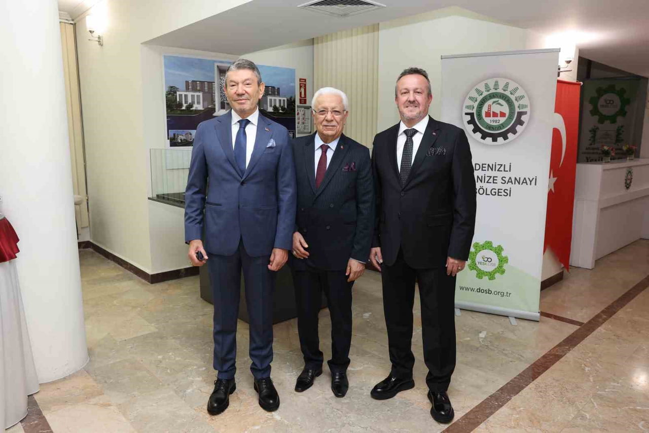 DENİZLİ ORGANİZE SANAYİ BÖLGESİNİN 25. OLAĞAN GENEL KURUL TOPLANTISI SONUCU GÖREVE SEÇİLEN BAŞKAN...