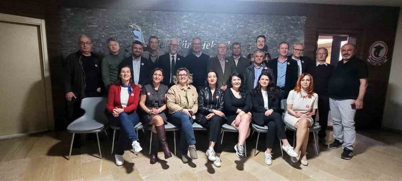 DENİZLİ TABİP ODASI’NIN OLAĞAN GENEL KURULUNDA YAPILAN SEÇİMLERDE, 516 OY ALAN PROF. DR. GÖKHAN...