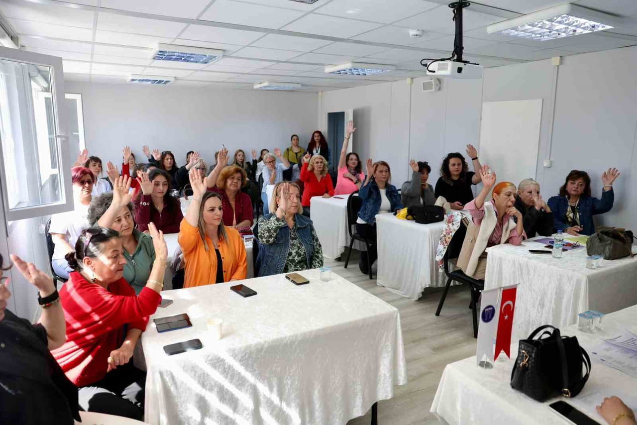 DİDİM BELEDİYESİ KADIN MECLİSİ NİSAN AYI TOPLANTISI YAPILDI