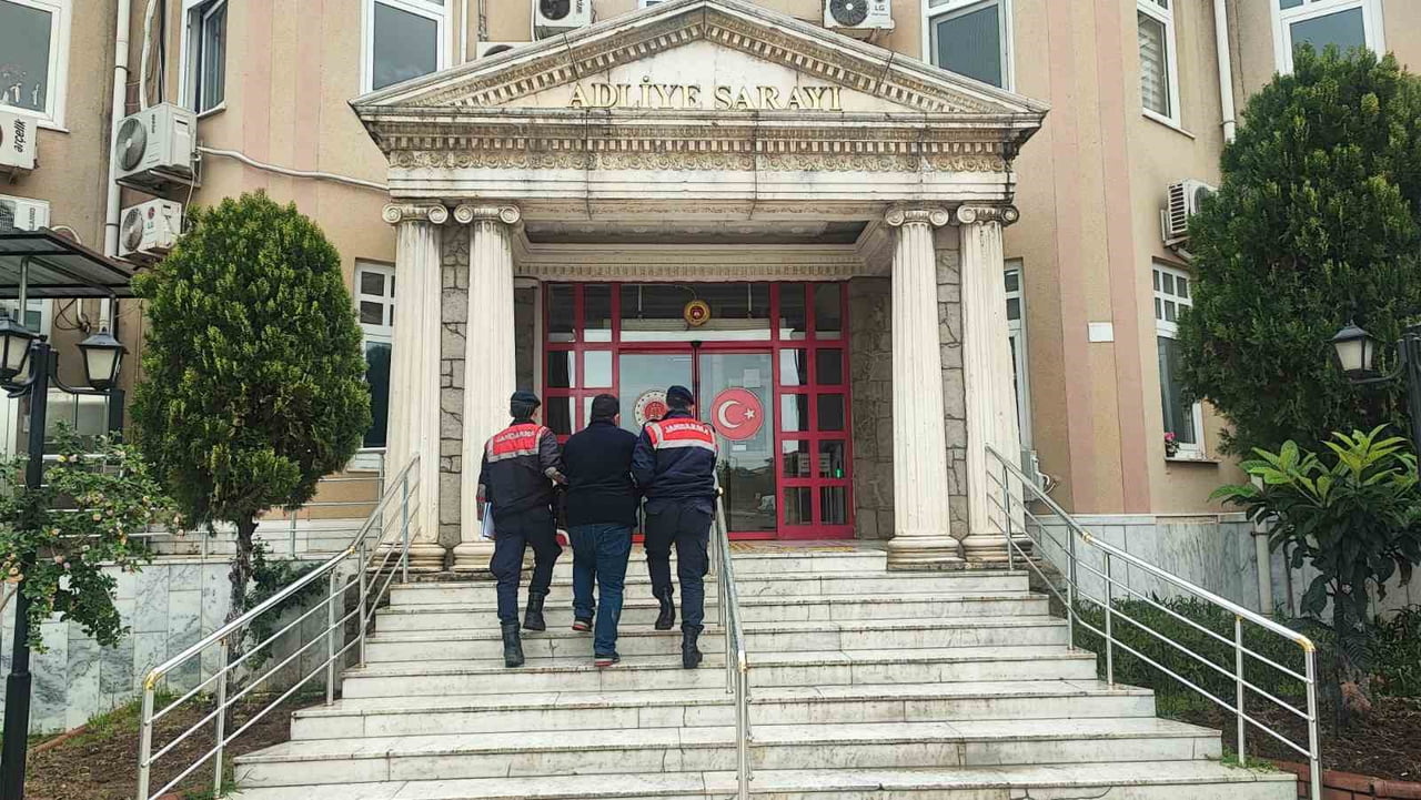 DİDİM’DE YAKALANAN GÖÇMEN KAÇAKÇISI TUTUKLANDI