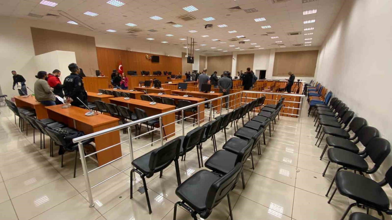 DİYARBAKIR'DA KAYBOLDUKTAN 19 GÜN SONRA CANSIZ BEDENİ BULUNAN NARİN GÜRAN CİNAYETİNDE 4 BUÇUK YIL...