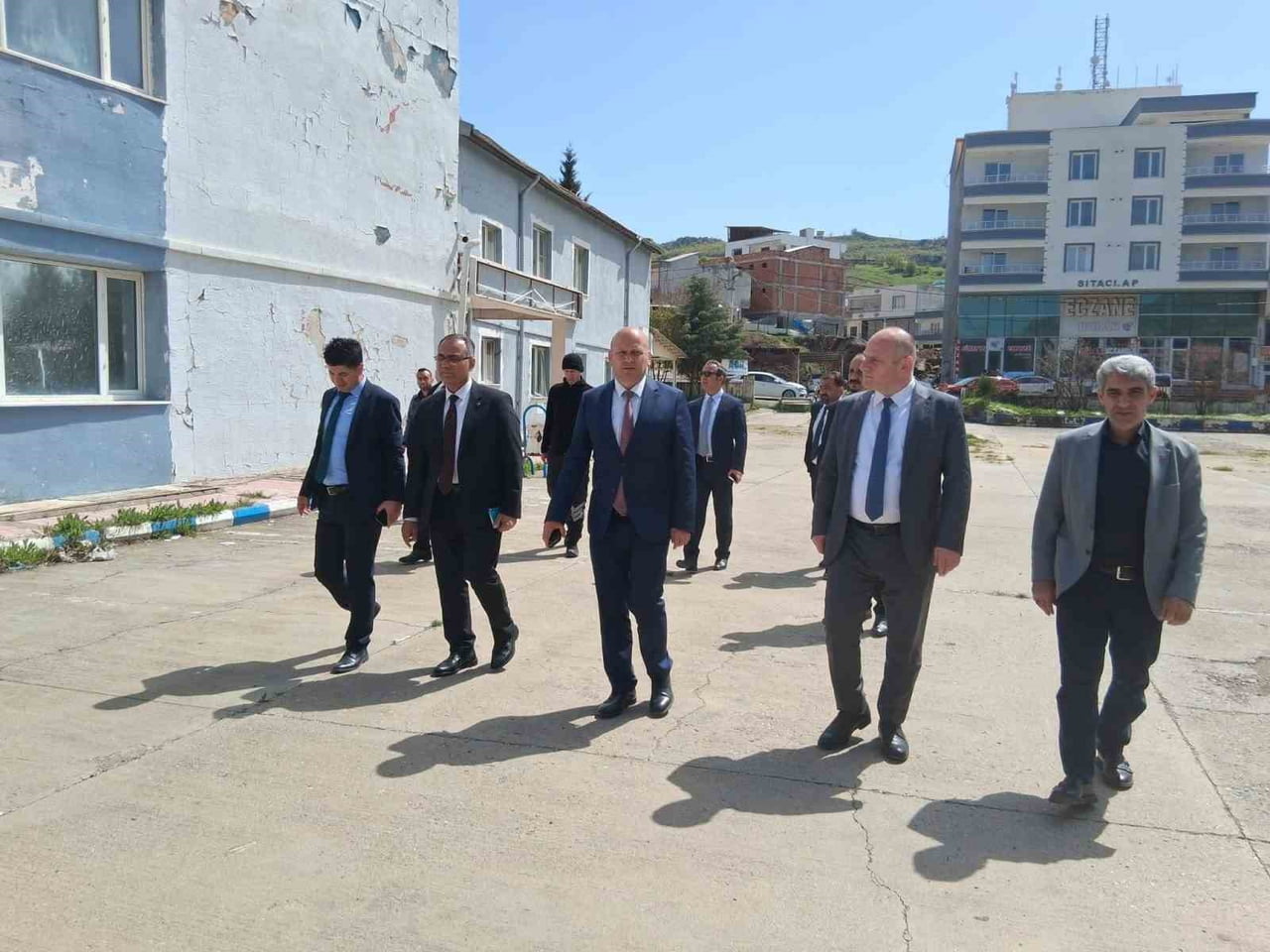 DİYARBAKIR'IN ÇERMİK İLÇESİNDE ESKİ DEVLET HASTANESİ, ÖĞRETMEN EVİNE DÖNÜŞTÜRÜLECEK.