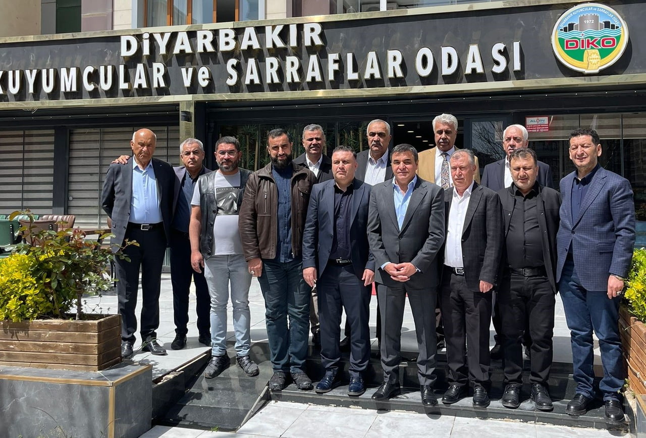 DİYARBAKIR ESNAF VE SANATKÂRLAR ODALARI BİRLİĞİ (DESOB) BAŞKANI ALİCAN EBEDİNOĞLU, ŞUBAT AYINDA...
