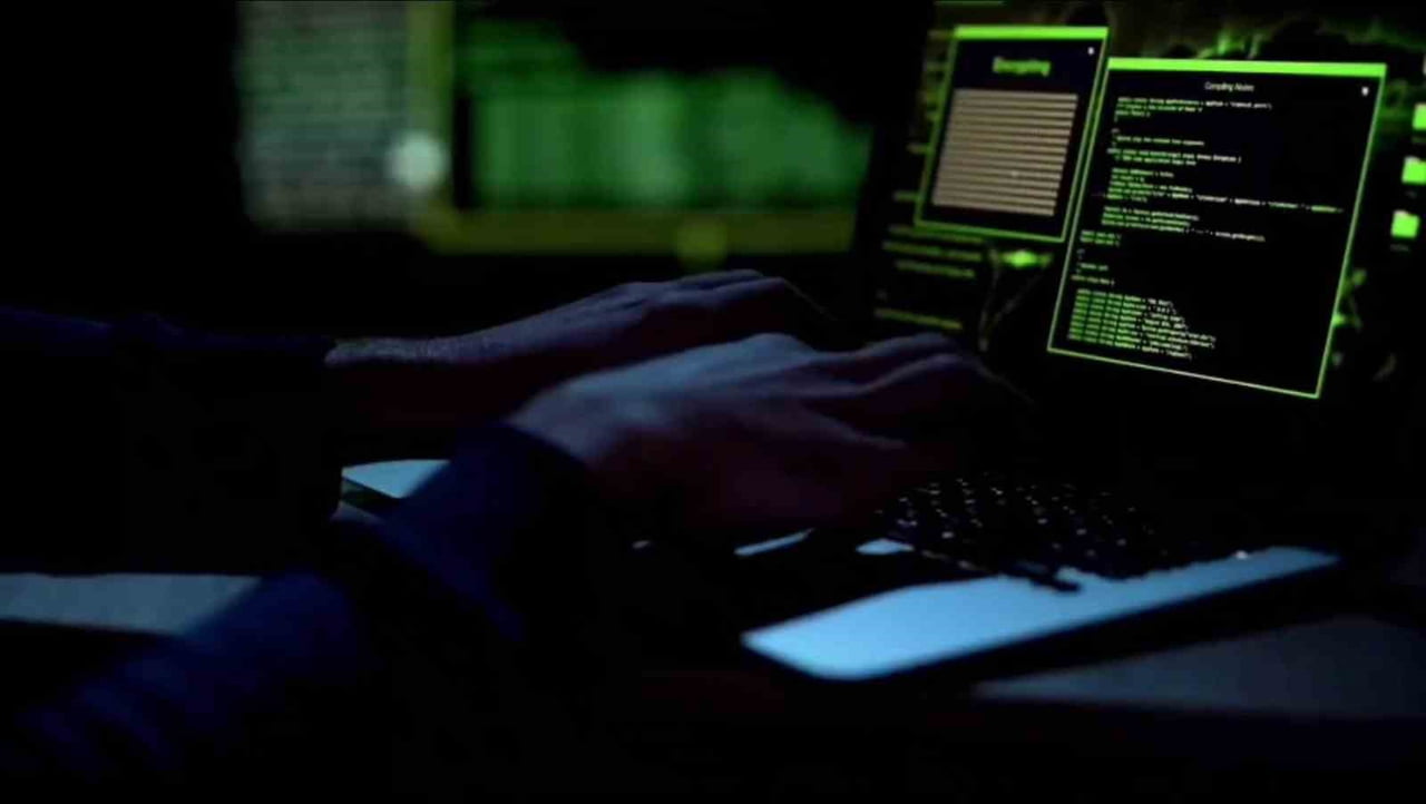 DİYARBAKIR MERKEZLİ 8 İLDE DÜZENLENEN DOLANDIRICILIK OPERASYONUNDA 15 KİŞİ YAKALANDI.