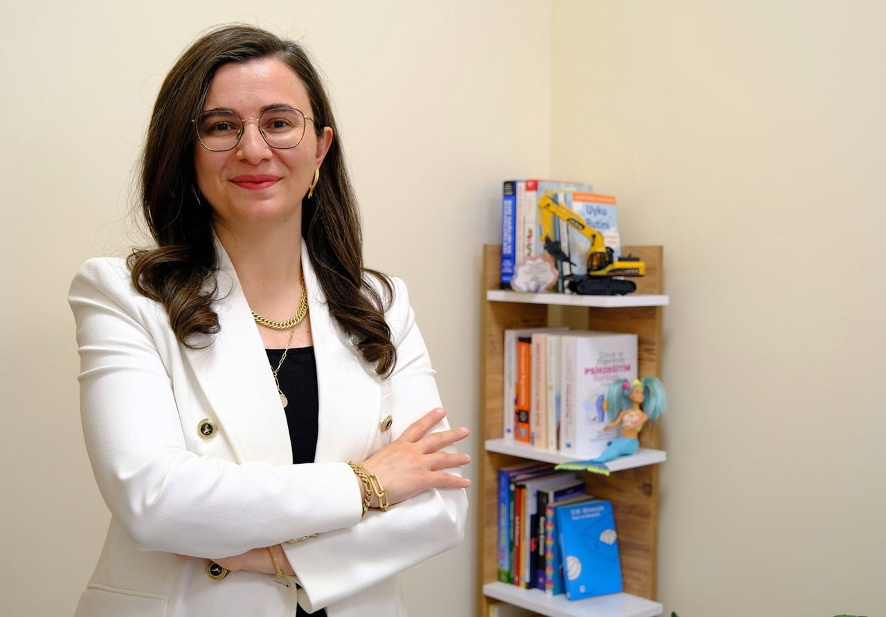 DOÇ. DR. CANSU MERCAN IŞIK, 2 NİSAN DÜNYA OTİZM FARKINDALIK GÜNÜ DOLAYISIYLA OTİZM SPEKTRUM...