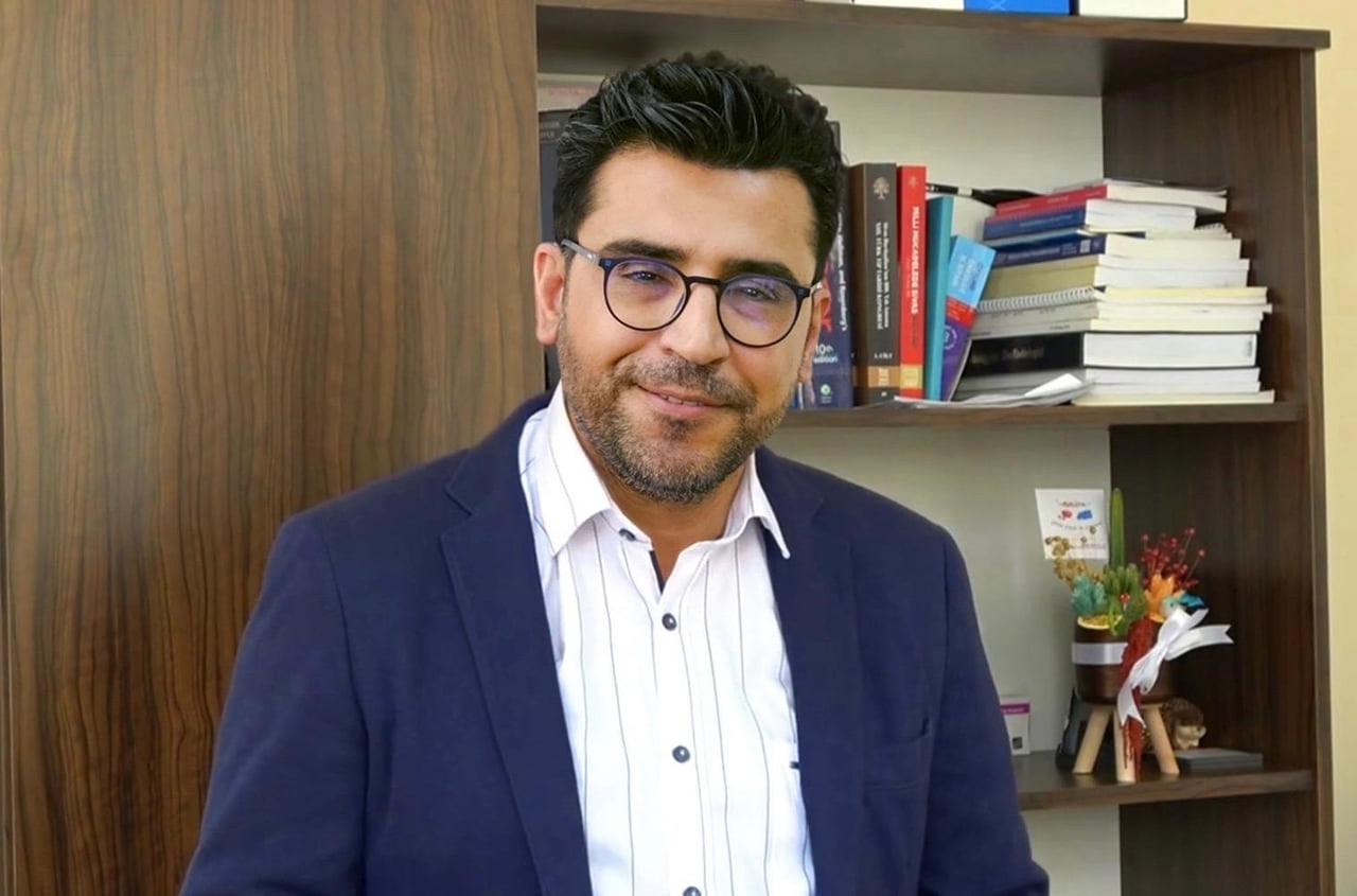 DOÇ. DR. MAHMUT UÇAR