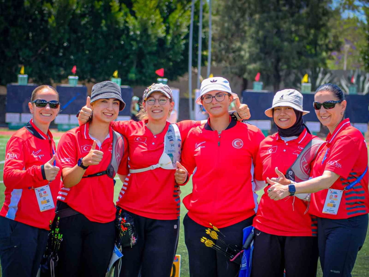 DÜNYA YENİHAYAT’IN YANI SIRA ELİF BERRA GÖKKIR VE GİZEM ÖZKAN’DAN OLUŞAN MİLLİ TAKIM, KLASİK YAY...