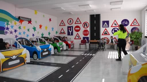 Düzce'de öğrenciler trafik kurallarını yaşayarak öğreniyor