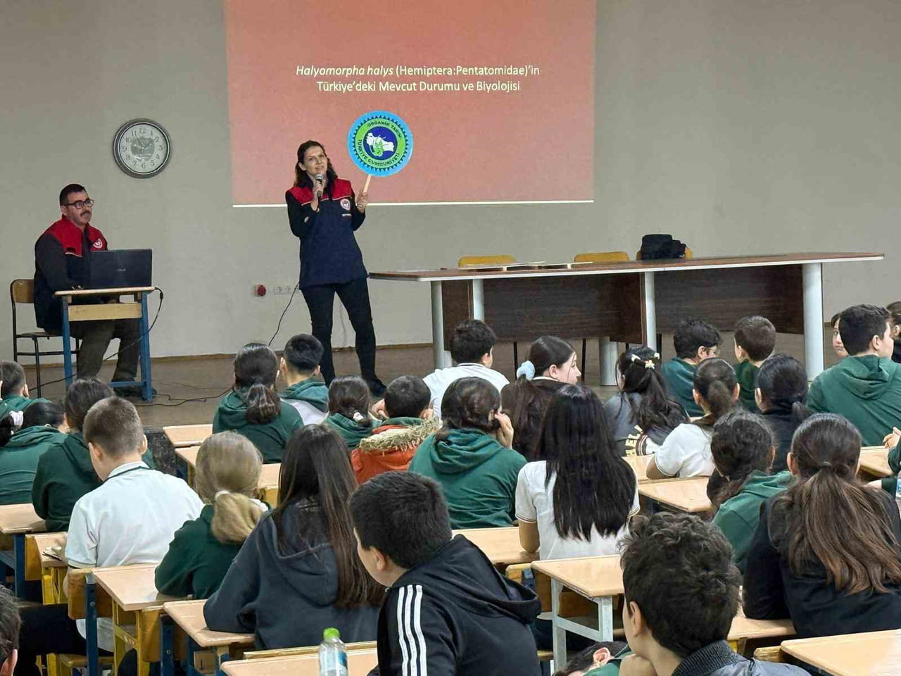 DÜZCE İL TARIM VE ORMAN MÜDÜRLÜĞÜ BİTKİSEL ÜRETİM VE BİTKİ SAĞLIĞI ŞUBESİ PERSONELLERİ TARAFINDAN...