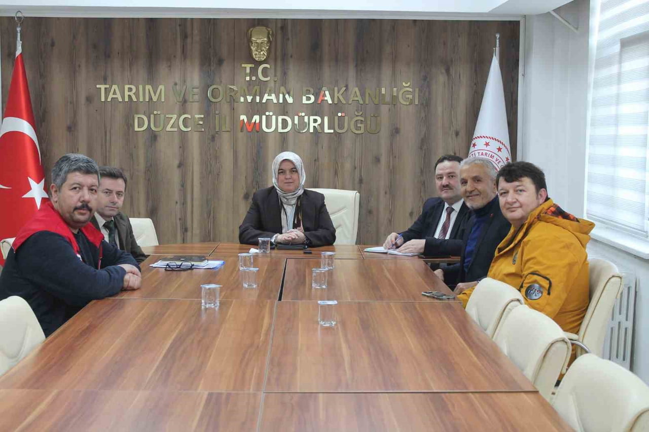 DÜZCE İL TARIM VE ORMAN MÜDÜRLÜĞÜ KOORDİNASYONUNDA, SÜT SEKTÖRÜNÜN MEVCUT DURUMU, KARŞILAŞILAN...