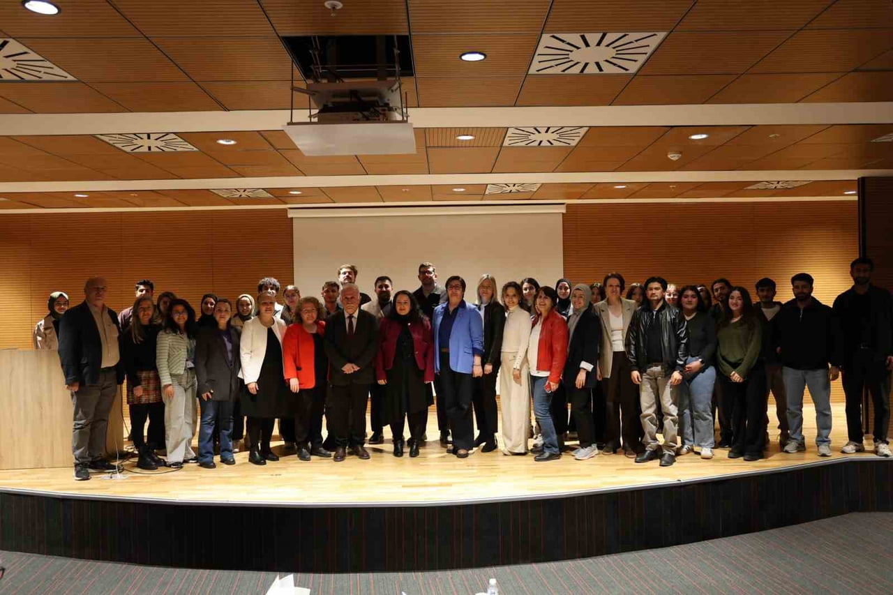 DÜZCE ÜNİVERSİTESİ SAĞLIK BİLİMLERİ FAKÜLTESİ TARAFINDAN DÜZENLENEN "EVRENSEL SAĞLIK KAPSAMI İÇİN...