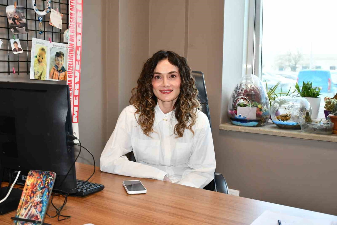 DÜZCE ÜNİVERSİTESİ TIP FAKÜLTESİ KARDİYOLOJİ ANABİLİM DALI ÖĞRETİM ÜYESİ DR. GÜLŞAH AKTÜRE, 12-18...