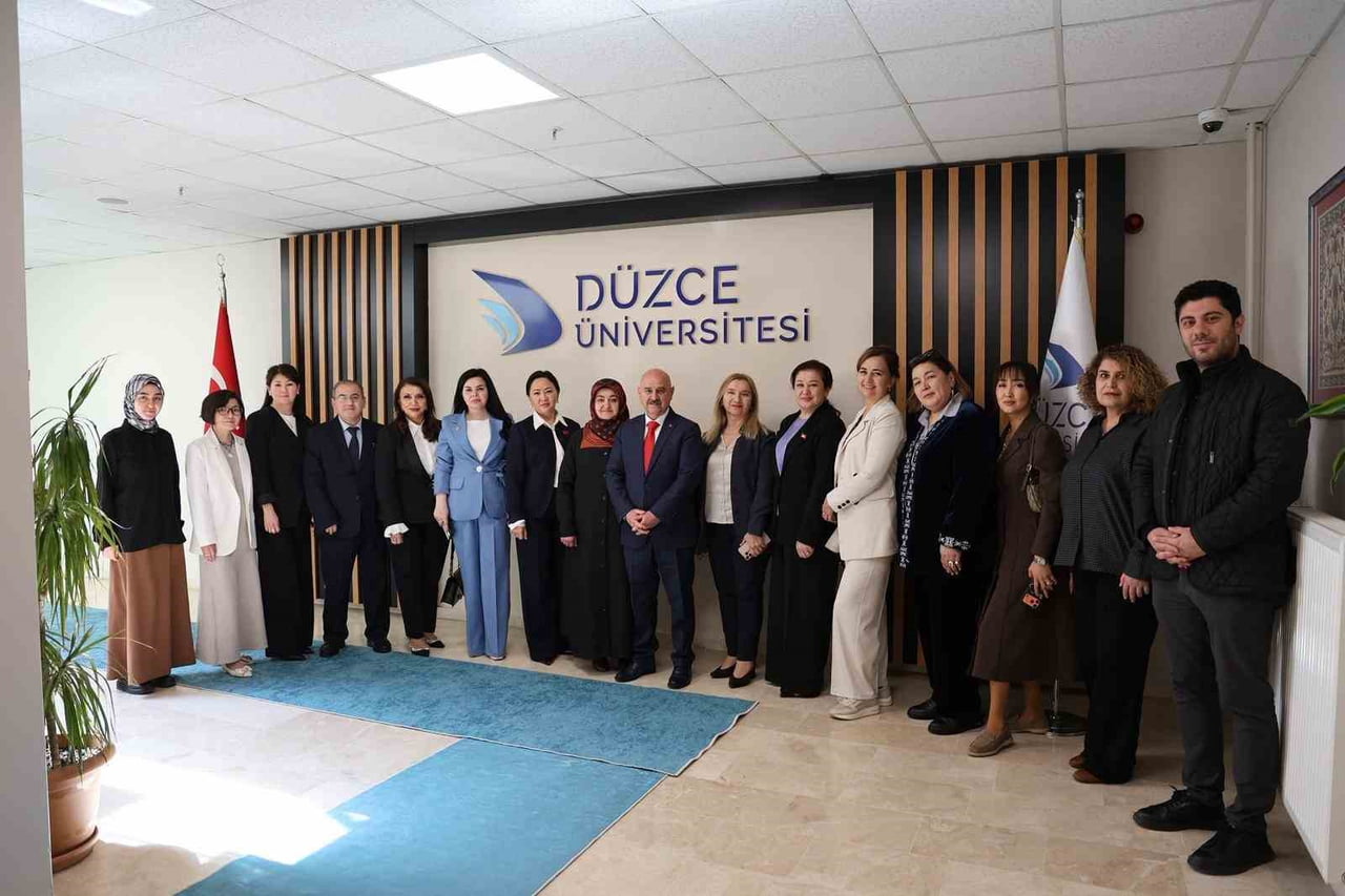 DÜZCE ÜNİVERSİTESİ ULUSLARARASI OFİS VE KURUMSAL İLETİŞİM KOORDİNATÖRLÜĞÜ TARAFINDAN; DÜZCE...