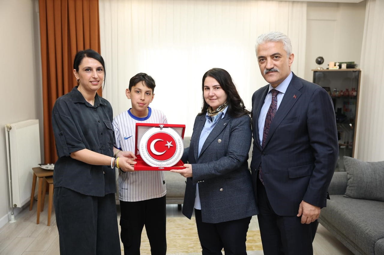 DÜZCE VALİSİ MEHMET MAKAS VE EŞİ ELİF MAKAS, POLİS TEŞKİLATI’NIN 181. KURULUŞ YIL DÖNÜMÜ...