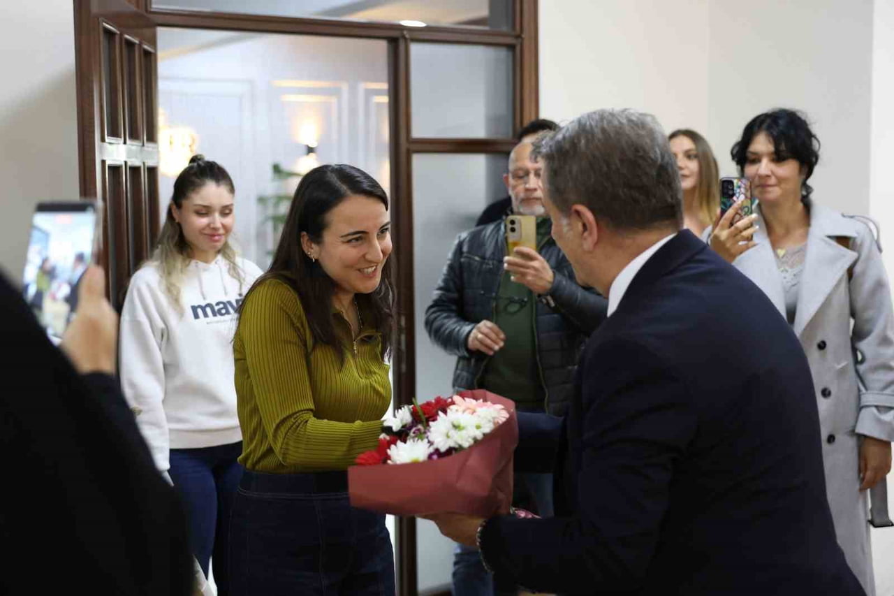 EFELER BELEDİYE BAŞKANI ANIL YETİŞKİN, 3 NİSAN KADINLARA SEÇME VE SEÇİLME HAKKI’NIN 96. YIL...