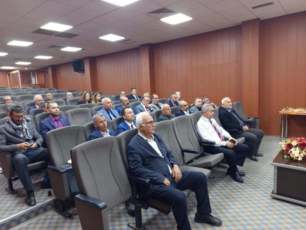 EFELER’DE OKUL MÜDÜRLERİ BİR ARAYA GELDİ, 23 NİSAN ETKİNLİKLERİ GÖRÜŞÜLDÜ