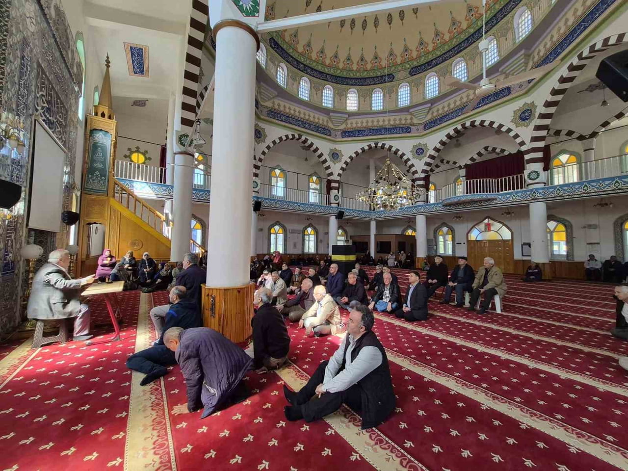 EFELER İLÇE MÜFTÜLÜĞÜ TARAFINDAN 2026 YILINDA HACCA GİDECEK HACI ADAYLARINA YÖNELİK 'HAC EĞİTİM...