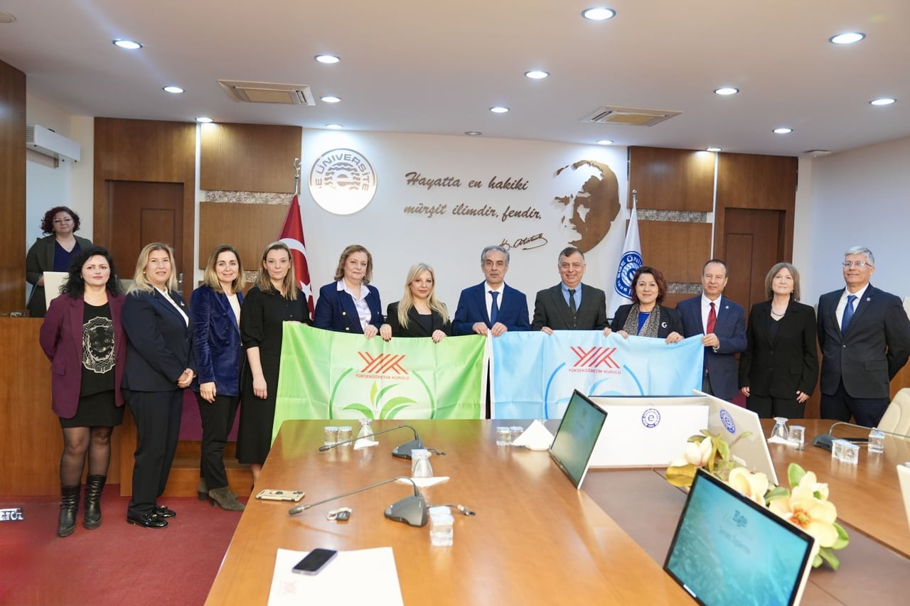 EGE ÜNİVERSİTESİ REKTÖRÜ PROF. DR. MUSA ALCI BAŞKANLIĞINDA YAPILAN SENATO TOPLANTISINDA, YENİ...