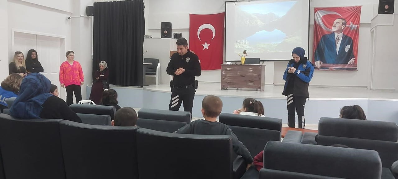 ELAZIĞ'DA ÇOCUKLARA YÖNELİK BİLİNÇLENDİRME FAALİYETİ