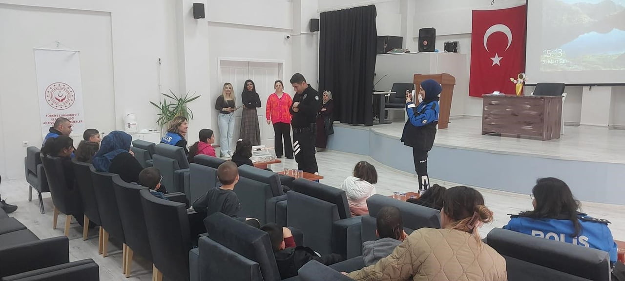 ELAZIĞ'DA ÇOCUKLARA YÖNELİK BİLİNÇLENDİRME FAALİYETİ