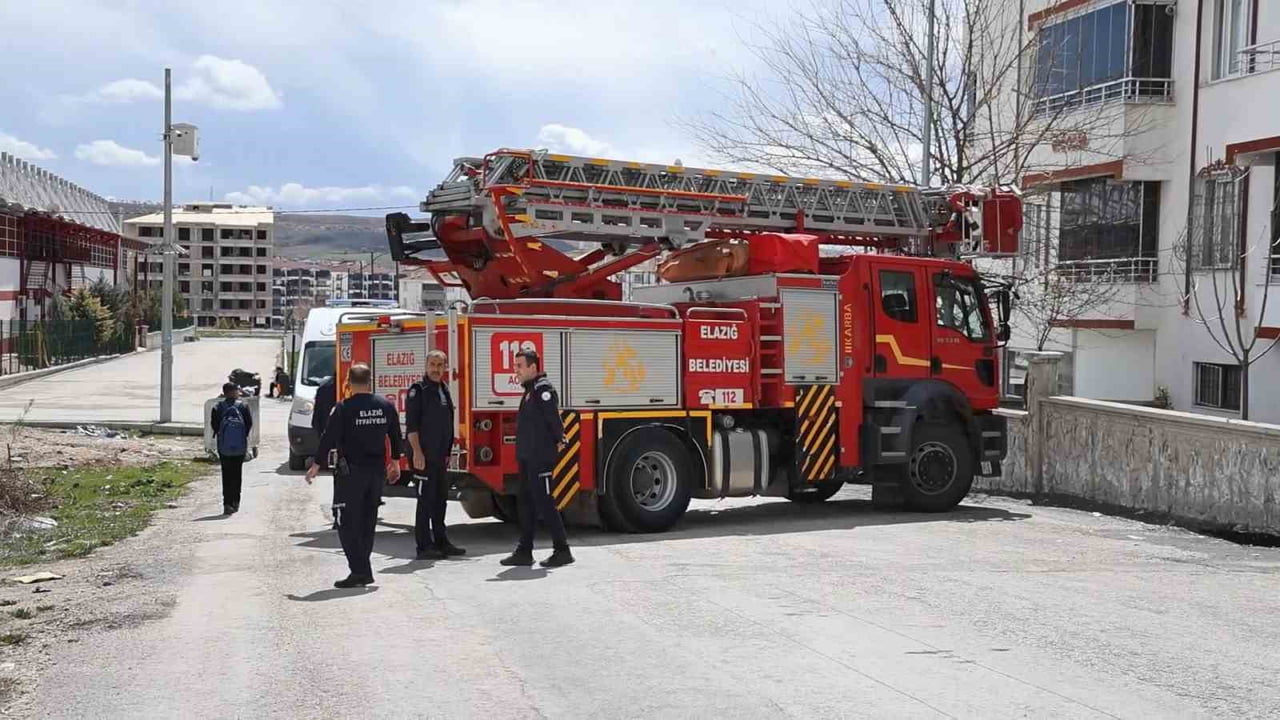 ELAZIĞ'DA İKİ GÜNDÜR HABER ALINAMAYAN ŞAHISLAR İÇİN EKİPLER SEFERBER OLURKEN, 91 YAŞINDAKİ ADAMIN...