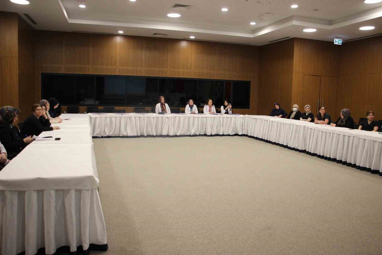 ELAZIĞ’DA SAĞLIK ÇALIŞANLARINA MAVİ KOD UYGULAMALARI EĞİTİMİ