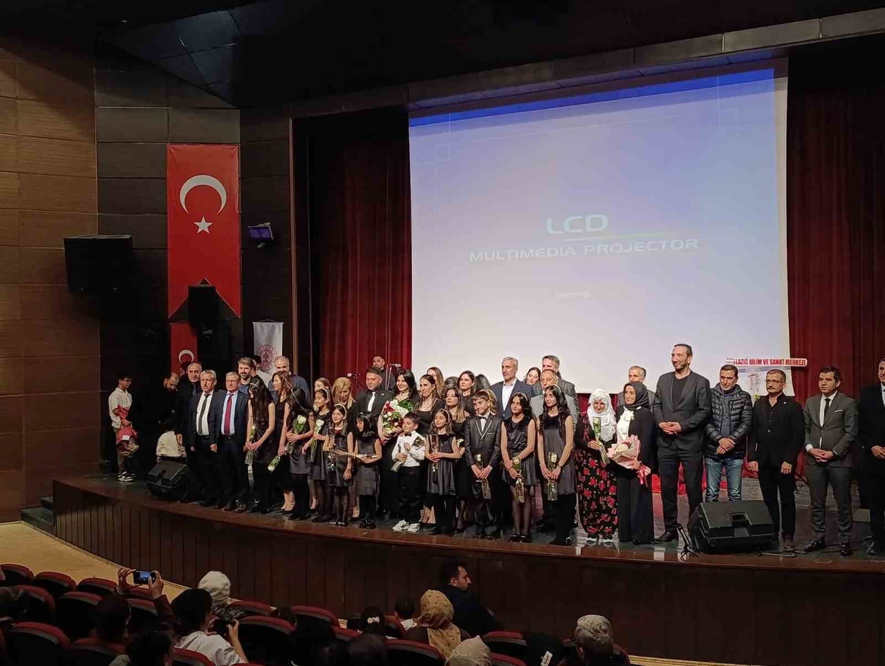 ELAZIĞ’DA ŞAHİNKAYA İLK VE ORTAOKULU TARAFINDAN DÜZENLENEN "ÖĞRETMEN, VELİ VE ÖĞRENCİ TÜRK HALK...