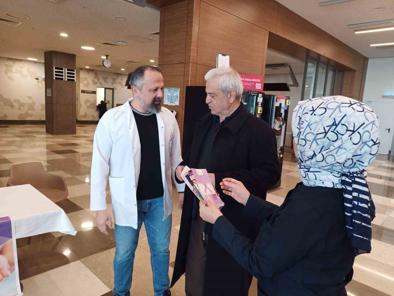 ELAZIĞ’DA ULUSAL KANSER HAFTASI’NA DİKKAT ÇEKEN FARKINDALIK ETKİNLİĞİ