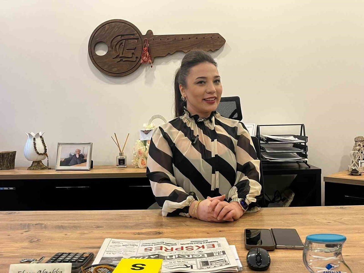 ELVAN AKTAKKA EMLAKÇI