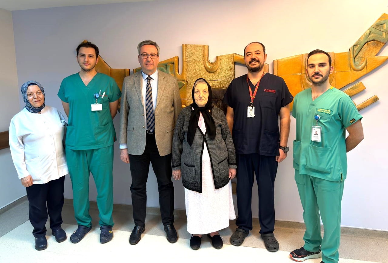 ERCİYES ÜNİVERSİTESİ (ERÜ) TIP FAKÜLTESİ ORTOPEDİ VE TRAVMATOLOJİ ANABİLİM DALI’NDA...