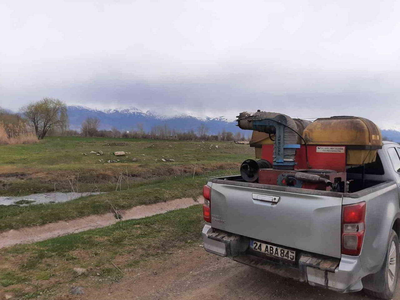 ERZİNCAN’DA LARVA İLE MÜCADELE ÇALIŞMALARI BAŞLADI