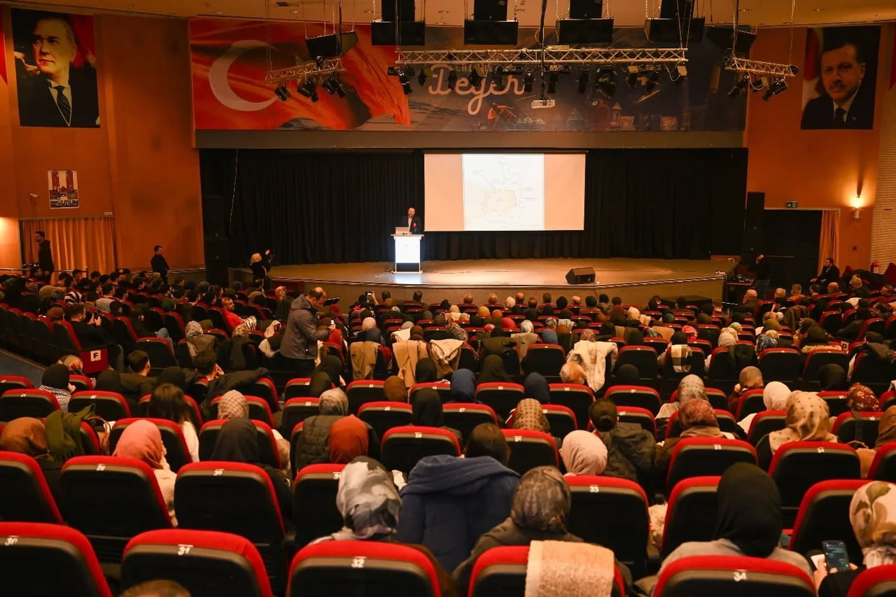 ERZURUM BÜYÜKŞEHİR BELEDİYESİ KÜLTÜR DAİRE BAŞKANLIĞI TARAFINDAN DÜZENLENEN VE YAZAR TAHA...