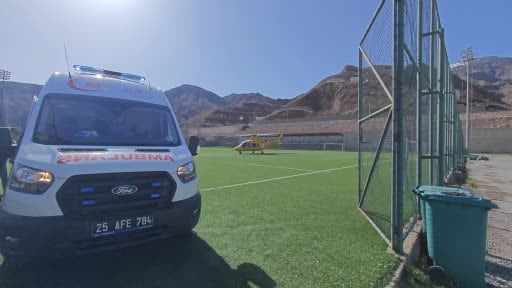Erzurum’da kalp krizi şüphesi: Hasta helikopterle sevk edildi
