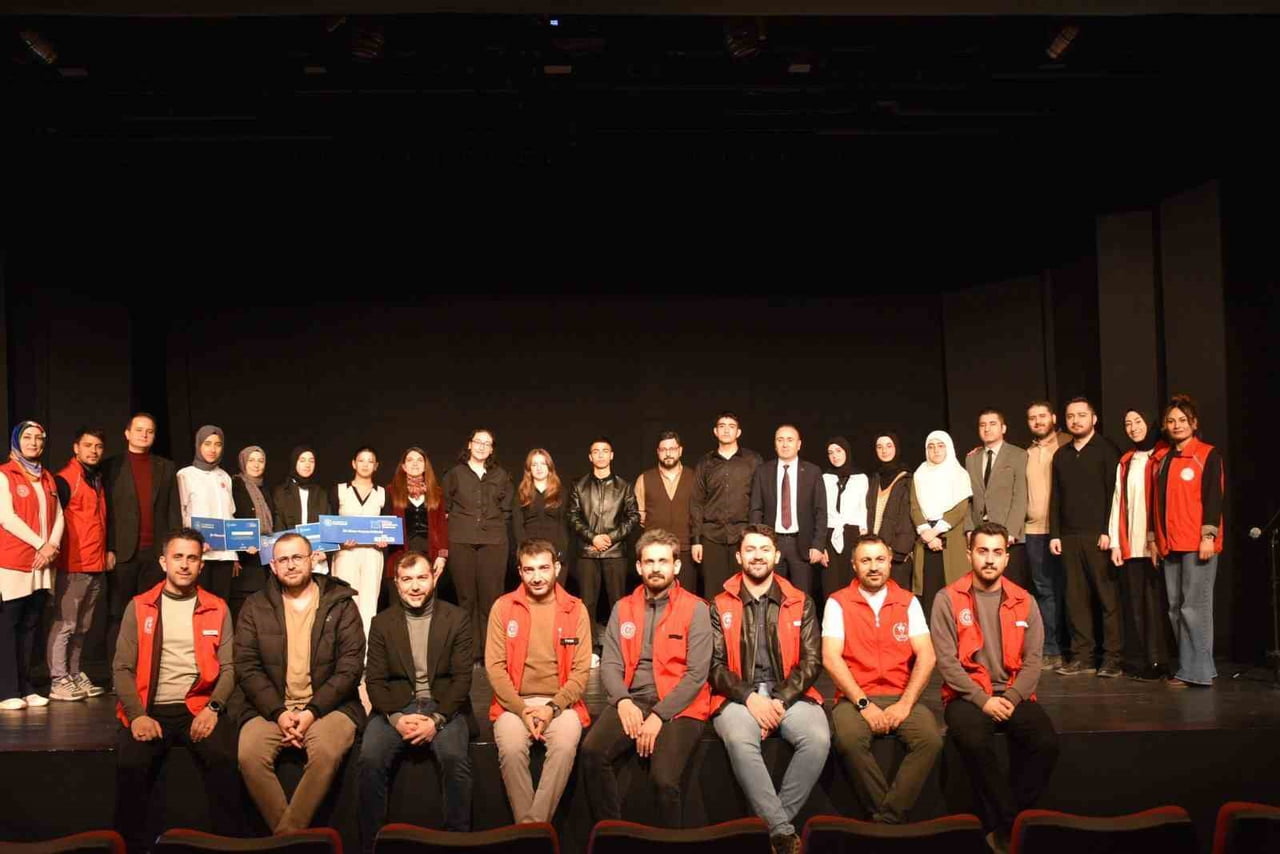 ERZURUM GENÇLİK VE SPOR İL MÜDÜRLÜĞÜ TARAFINDAN DÜZENLENEN 13-17 VE 17-25 YAŞ ARASI GENÇLER ŞİİR...