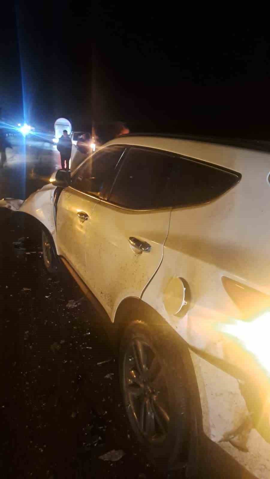 ERZURUM’UN AŞKALE İLÇESİNE BAĞLI ÇAYKÖY MEVKİİNDE MEYDANA GELEN TRAFİK KAZASI KORKU DOLU ANLARA...