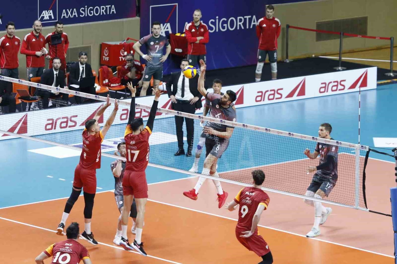 ESKİŞEHİR'DE DÜZENLENEN 2026 ERKEKLER AXA SİGORTA KUPA VOLEY FİNAL MAÇINDA ZİRAAT BANKKART...