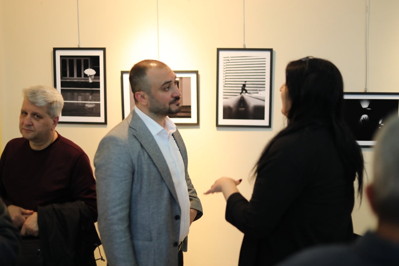 ESKİŞEHİR FOTOĞRAF SANATI DERNEĞİ (EFSAD) ÇATISI ALTINDA BİR ARAYA GELEN 21 FOTOĞRAFÇININ SERGİSİ...