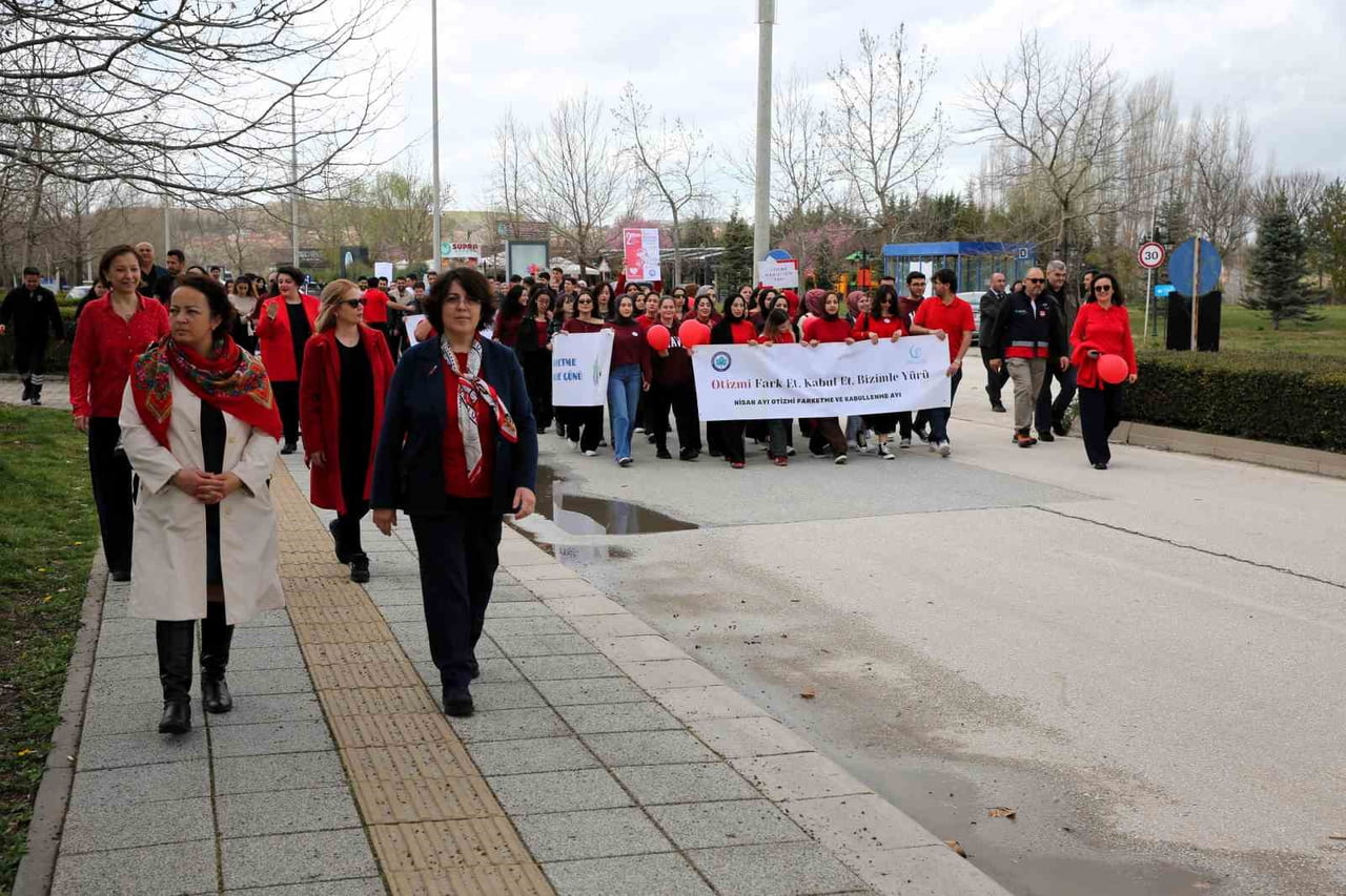 ESKİŞEHİR OSMANGAZİ ÜNİVERSİTESİ EĞİTİM FAKÜLTESİ TOPLUMSAL FARKINDALIK KULÜBÜ VE ÖZEL EĞİTİM...